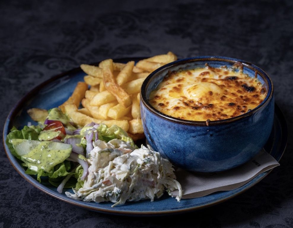 macaroni cheese at an talla cafe loch ness